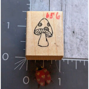 Heather‎ Stamps Small Mushroom B61HK Rubber Stamp Wood #G75